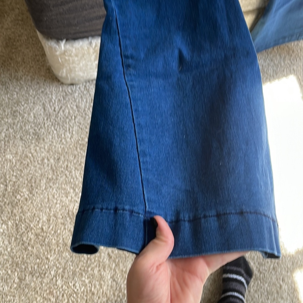 Jeans - Picture 4 of 4